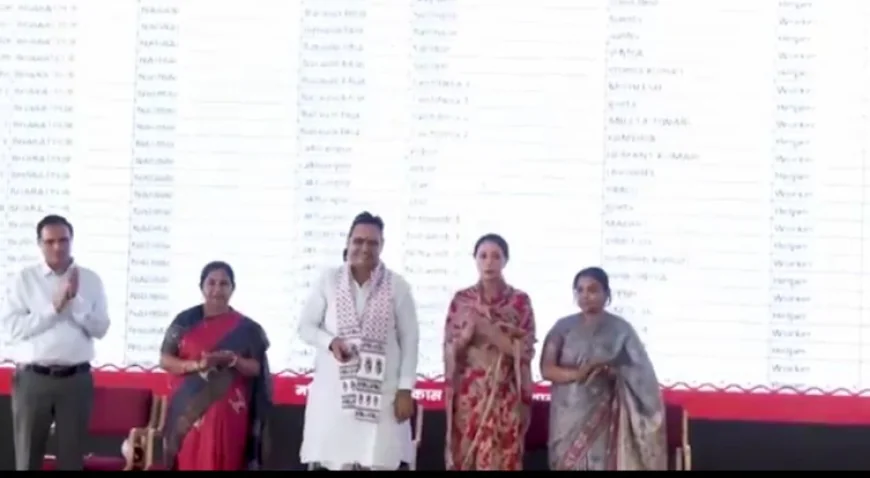 आंगनबाड़ी कार्यकर्ताओं को सरकार की सौगात: यूनिफॉर्म के लिए ₹1000 की राशि DBT के जरिए खातों में भेजी