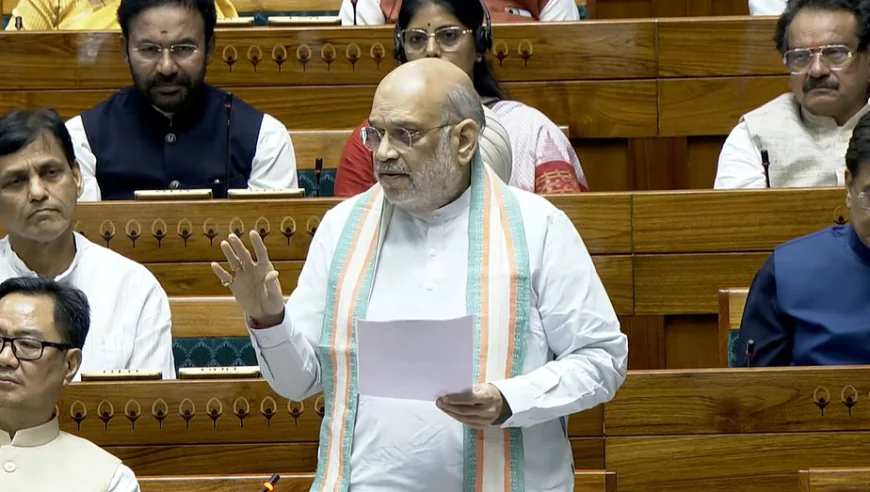 लोकसभा में अमित शाह का बड़ा हमला: “हथियार उठाते तो सांसद नहीं, सरेंडर लिस्ट में होते राजकुमार रोत!”