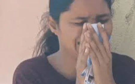 सीकर में RPSC SI भर्ती परीक्षा का पहला दिन: 2-3 मिनट लेट पहुंचीं अभ्यर्थियों की छूटी एंट्री, बाहर बैठकर रोई छात्रा