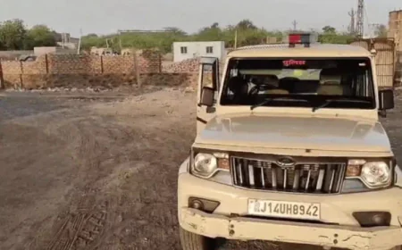 बाड़मेर में कांग्रेस कार्यालय की चारदीवारी निर्माण पर विवाद: नगर परिषद ने काम रुकवाया, सामान जब्त किया, बाद में गलतफहमी बताते हुए लौटाया