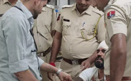 अजमेर हाई सिक्योरिटी जेल में गैंगस्टर मोगली का ड्रामा: बैरिक गेट पर सिर मारकर खुद को घायल किया, हॉस्पिटल में भी किया हंगामा