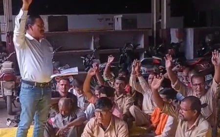 “बसों के पहिए थमने की कगार पर… कर्मचारियों का बड़ा गुस्सा सड़कों पर उतरा, सिस्टम पर उठे सवाल!”