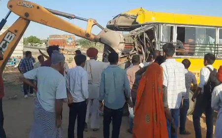 बाड़मेर में भीषण सड़क हादसा: 36 बच्चों से भरी स्कूल बस को ट्रक ने मारी टक्कर, 10 घायल—5 की हालत गंभीर