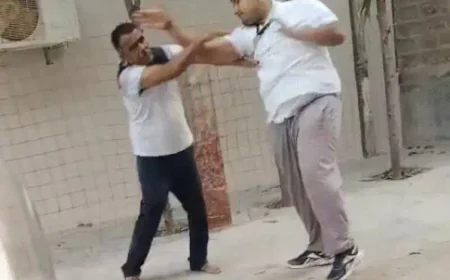 सरकारी स्कूल प्रिंसिपल पर छात्र का हमला: बीच सड़क मारपीट, गला दबाया; आरोपी गिरफ्तार