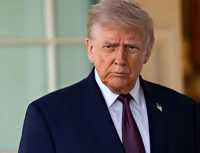 ट्रम्प के ऐलान से पहले ‘सीक्रेट दांव’! मिनटों में करोड़ों का खेल, क्या अंदर की खबर से बन रहे अमीर?