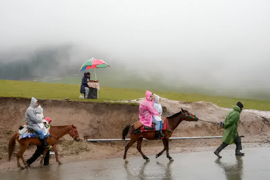 पहलगाम में 26 जिंदगियों के बाद भी क्यों नहीं खुली बैसरन घाटी? बरसी से पहले उठे ऐसे सवाल जिनका जवाब हर कोई जानना चाहता है