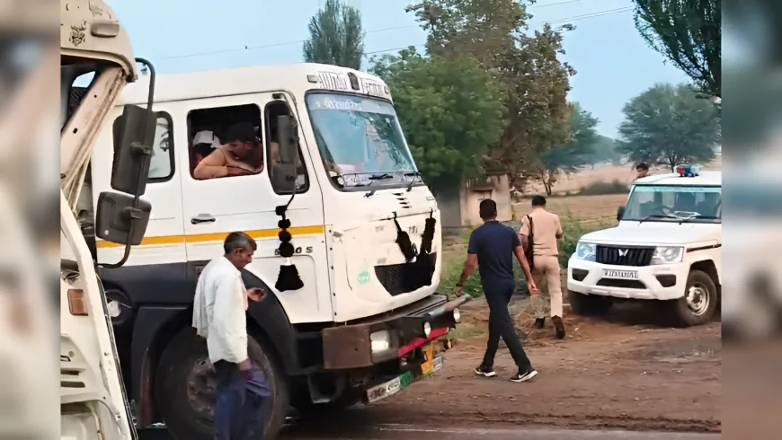 दौसा में नेशनल हाईवे पर भीषण हादसा! तीन ट्रेलरों की टक्कर, मदद को आए युवक पर दुखद असर जानिए पूरा मामला