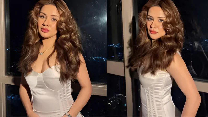 सोशल मीडिया की चर्चाओं पर भड़कीं एक्ट्रेस… लुक्स को लेकर उठे सवालों पर दिया ऐसा जवाब, जिसने सबको चौंका दिया!