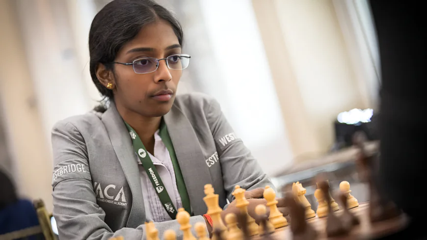 शतरंज की दुनिया में बड़ा उलटफेर… धीमी शुरुआत के बाद दमदार वापसी ने बदल दी पूरी कहानी, अब सामने है सबसे बड़ी चुनौती!