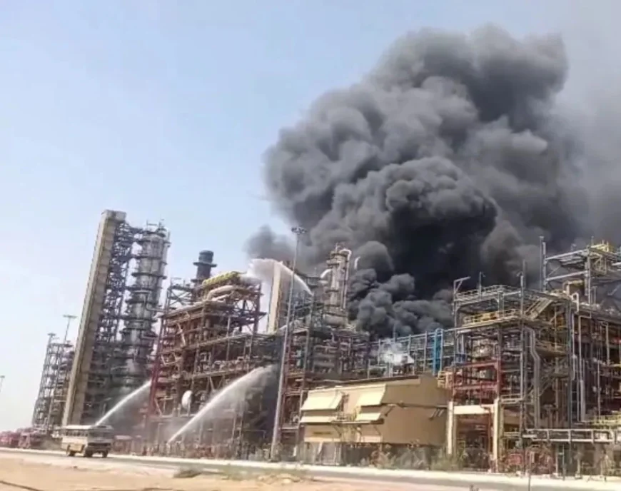 उद्घाटन से ठीक पहले रिफाइनरी में आग… 2 घंटे पहले हुआ था निरीक्षण, आखिर ऐसा क्या हुआ कि आग भड़क उठी? जानिए पूरा मामला…