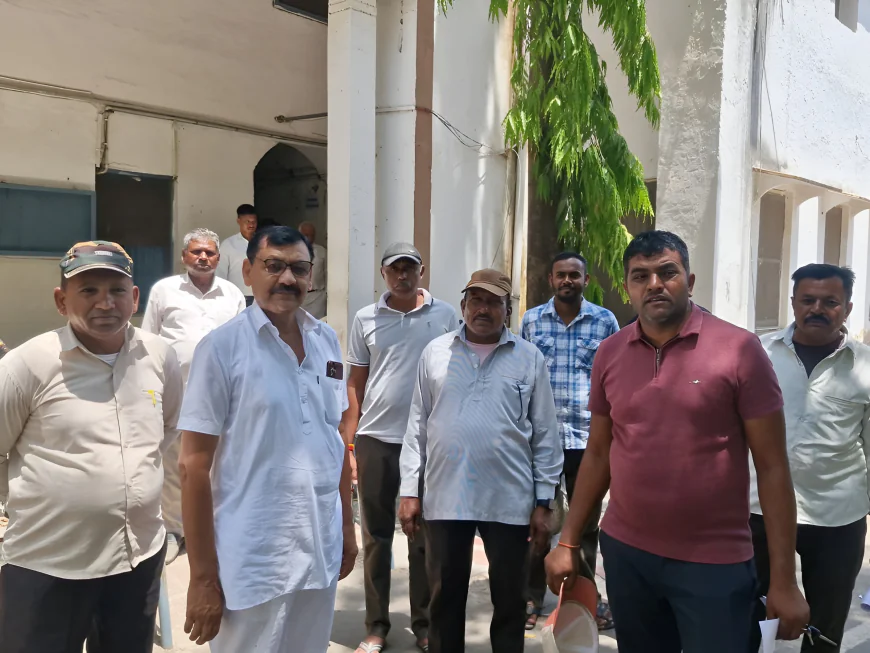 मंडी पहुंचा किसान, लेकिन गेहूं खरीदने से इनकार… जब रिकॉर्ड में सिंचित जमीन अचानक बन गई असिंचित, तो उठने लगे बड़े सवाल!