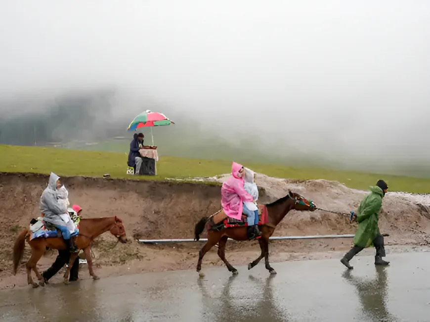 पहलगाम में 26 जिंदगियों के बाद भी क्यों नहीं खुली बैसरन घाटी? बरसी से पहले उठे ऐसे सवाल जिनका जवाब हर कोई जानना चाहता है