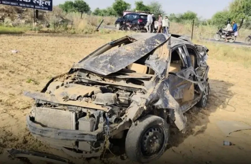 बाइक छोड़ कार में बैठे, रास्ते में हादसा: झुंझुनूं में 3 दोस्तों की मौत, एक गंभीर घायल