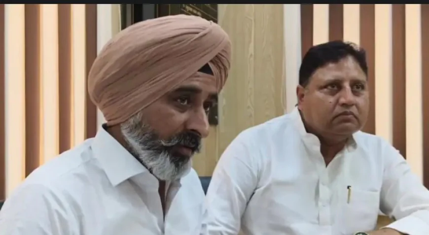 कलेक्टर के इंतजार में डेढ़ घंटे बैठे रहे विधायक-सांसद, नहीं पहुंचे तो कांग्रेस ने किया बहिष्कार; बैठक में हंगामा