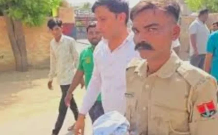 फर्जी पुलिसकर्मी बनकर महिलाओं को करता था ब्लैकमेल… लेकिन जसोल पुलिस ने जिस तरीके से होटल में दबोचा, देखकर हर कोई रह गया हैरान