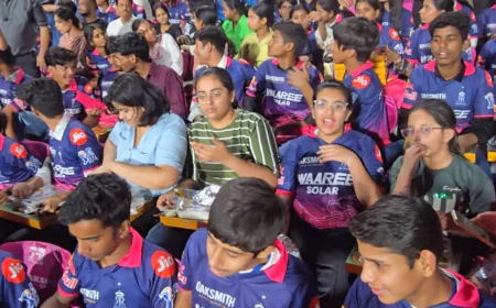 मुख्यमंत्री भजनलाल शर्मा ने अनाथ बच्चों और सफाईकर्मियों को IPL मैच दिखाया, फ्री टिकट और फूड पैकेट्स देकर जीता दिल