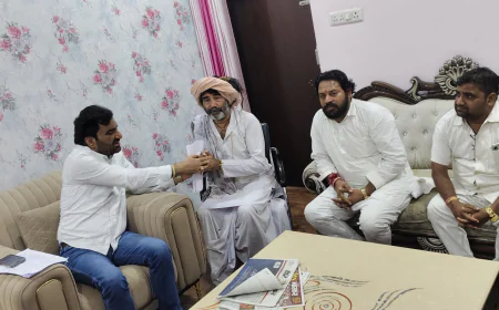 Rajasthan Politics : बेटे के लिए इंसाफ की गुहार लगाते पन्या सेपट, सांसद हनुमान बेनीवाल का ‘सपोर्ट’, जानें क्या हुई बात?
