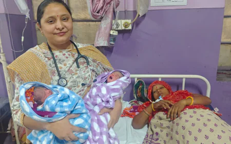 Mother’s Day पर डॉक्टरों ने किया कमाल, जटिल प्रेग्नेंसी में जुड़वा बच्चों की सफल नॉर्मल डिलीवरी