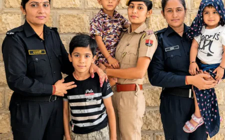 जैसलमेर की महिला पुलिसकर्मी एक हाथ से संभाल रहीं ड्यूटी, दूसरे से बच्चों का भविष्य... जानिए पूरी कहानी