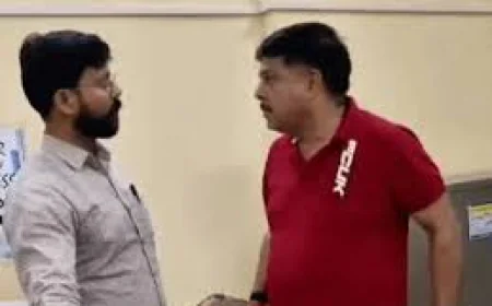 अलवर नगर निगम में ठेकेदार की दबंगई! AAO से गाली-गलौच, धक्का-मुक्की कर सरकारी फाइल ले गया
