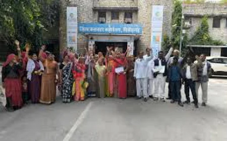 बाड़मेर में कुक कम हेल्परों का बड़ा आंदोलन का अल्टीमेटम: 2470 रुपये मानदेय पर भड़का गुस्सा, सरकार को चेतावनी
