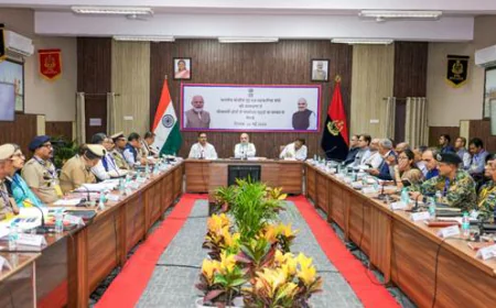 भारत-पाक सीमा पर सख्त हुआ सुरक्षा कवच: बीकानेर में अमित शाह की हाईलेवल बैठक, 15 KM दायरे के अवैध निर्माण हटाने के निर्देश