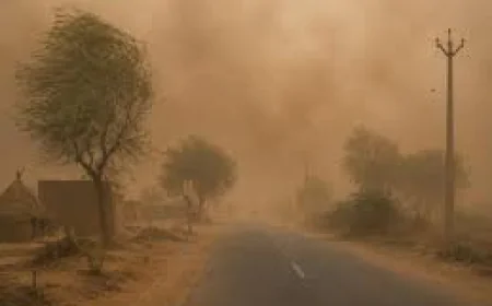 Weather Update: 15 दिन की तपिश के बाद राहत: कई राज्यों में तेज बारिश और ओले, तापमान में आई बड़ी गिरावट
