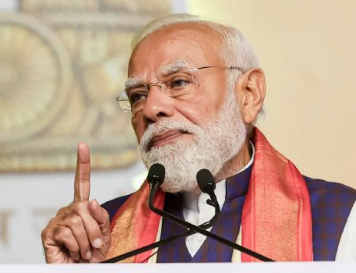 PM मोदी ने क्यों कहा- घर से काम करें”, WFH से गोल्ड तक… आखिर क्यों बदल रही है सरकार की रणनीति?