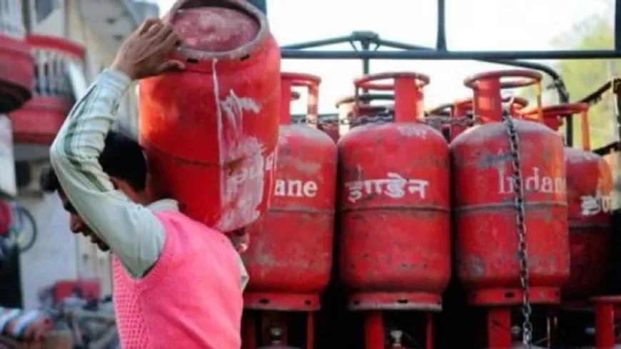 एक रात में ऐसा क्या हुआ कि गैस सिलेंडर हो गया 1000 रुपए महंगा? जानिए पूरा सच