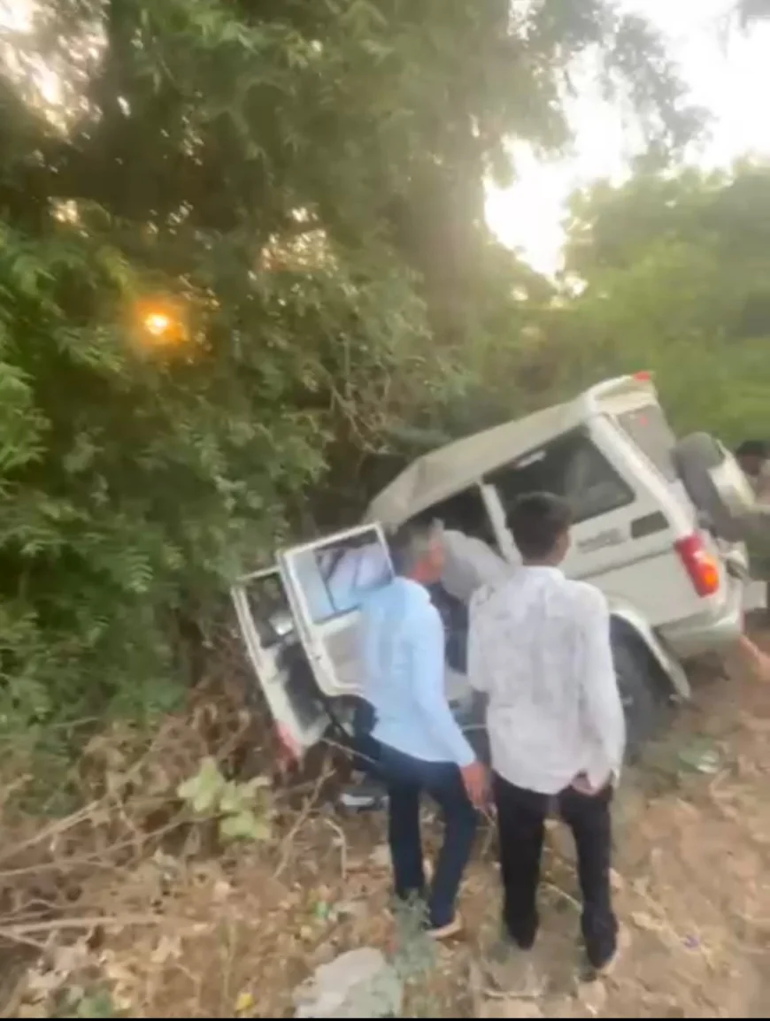 सांचौर के पास भीषण सड़क हादसा: बालोतरा जा रही बस और बोलेरो की टक्कर, 12 लोग घायल