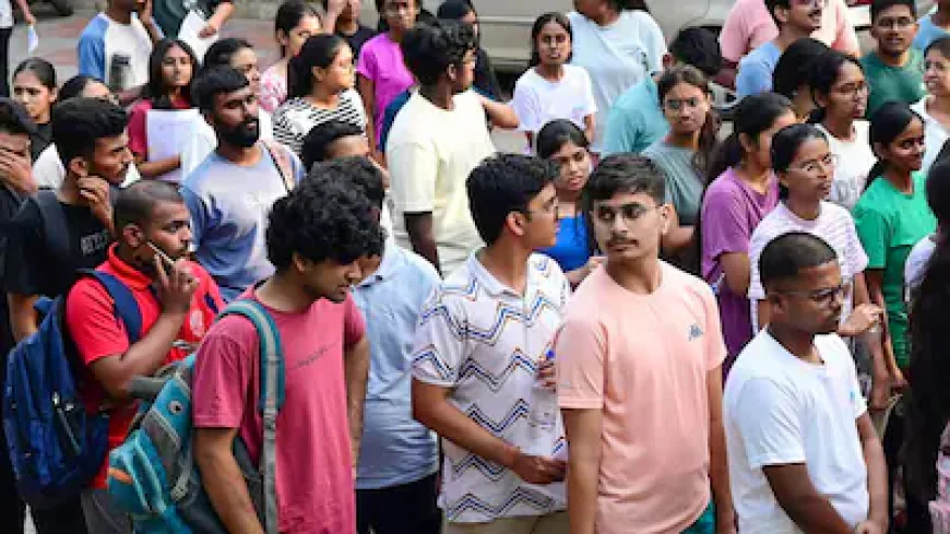 NEET परीक्षा 2026 रद्द, 22 लाख छात्रों ने दिया था एग्जाम अब पेपर लीक मामले की होगी CBI जांच