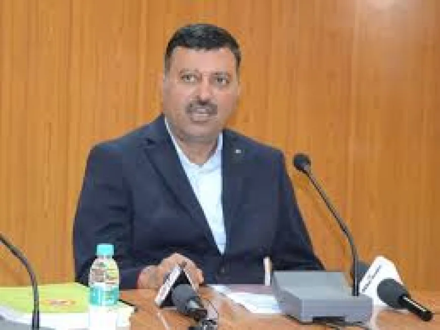 RPSC पेपर लीक जांच में बड़ा खुलासा: पूर्व कार्यवाहक अध्यक्ष डॉ. शिव सिंह राठौड़ से SOG की पूछताछ, 60 लाख में बिके थे पेपर