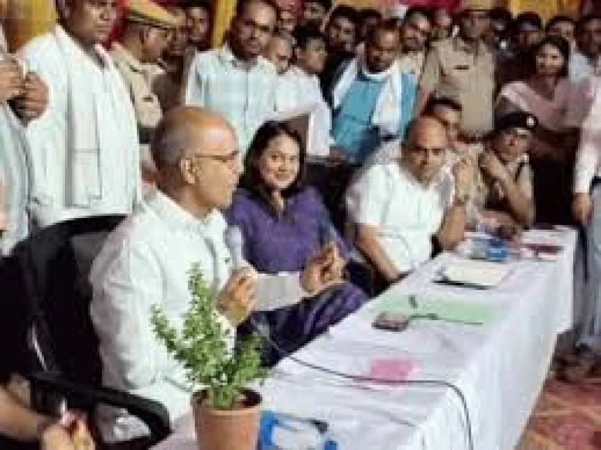 ‘टीना डाबी एक बार आगे बढ़ गईं तो पीछे नहीं हटतीं’: मंत्री के बयान पर चौपाल में ठहाके, अतिक्रमण तो हटा देंगे, सुरक्षा का खुद देख लेना