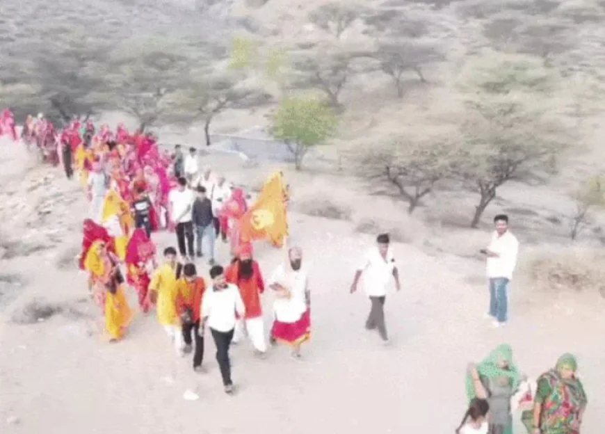 जयश्रीराम के जयघोष से गूंजा बाड़मेर, वीर हनुमान मंदिर से निकली 25KM लंबी नगर परिक्रमा