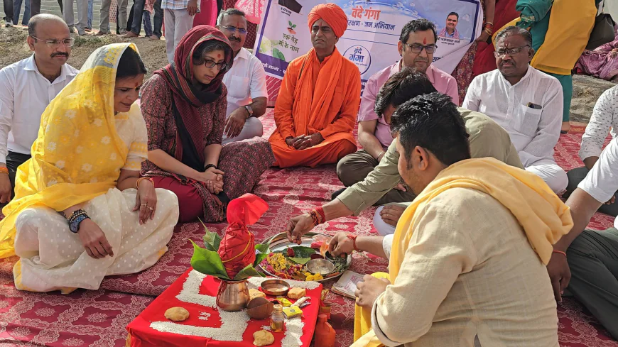 वंदे गंगा अभियान के तहत बाड़मेर में पौधारोपण... कलेक्टर चिन्मय गोपाल ने की सरोवर पूजा