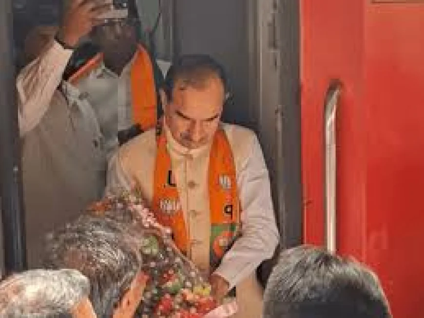 पेट्रोल-डीजल के बढ़ते दामों पर मदन राठौड़ बोले- मैं खुद ट्रेन से बीकानेर जा रहा हूं, जनता भी पब्लिक ट्रांसपोर्ट अपनाए