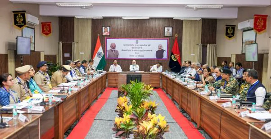 भारत-पाक सीमा पर सख्त हुआ सुरक्षा कवच: बीकानेर में अमित शाह की हाईलेवल बैठक, 15 KM दायरे के अवैध निर्माण हटाने के निर्देश