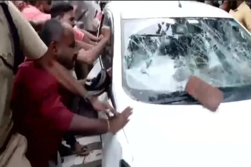 Kerala में ED टीम पर हमला: पिनाराई विजयन के घर छापेमारी के बाद भड़के CPI(M) कार्यकर्ता, गाड़ियों में तोड़फोड़