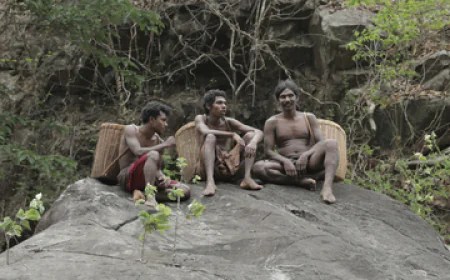 आज भी गुफाओं में रहते हैं 250 लोग... मरने पर वहीं होता है अंतिम संस्कार, कैमरा देखते ही छिप जाते हैं!