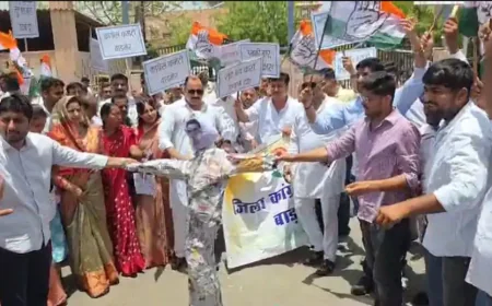 बीज निगम भ्रष्टाचार मामले को लेकर कांग्रेस का प्रदर्शन: सरकार के जीरो टॉलरेंस दावे पर उठाए सवाल