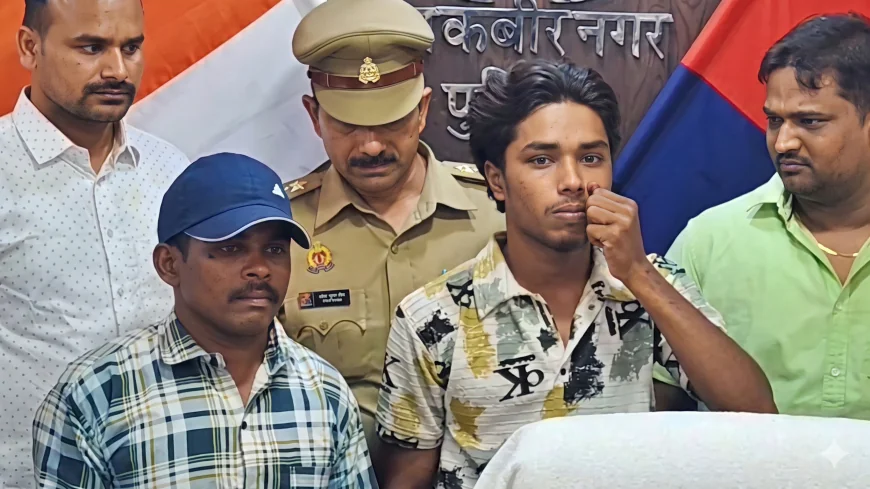 पुलिस कस्टडी में ‘मूंछों पर ताव’, चेन लूटने वाले बदमाशों का कैमरे के सामने बेखौफ अंदाज