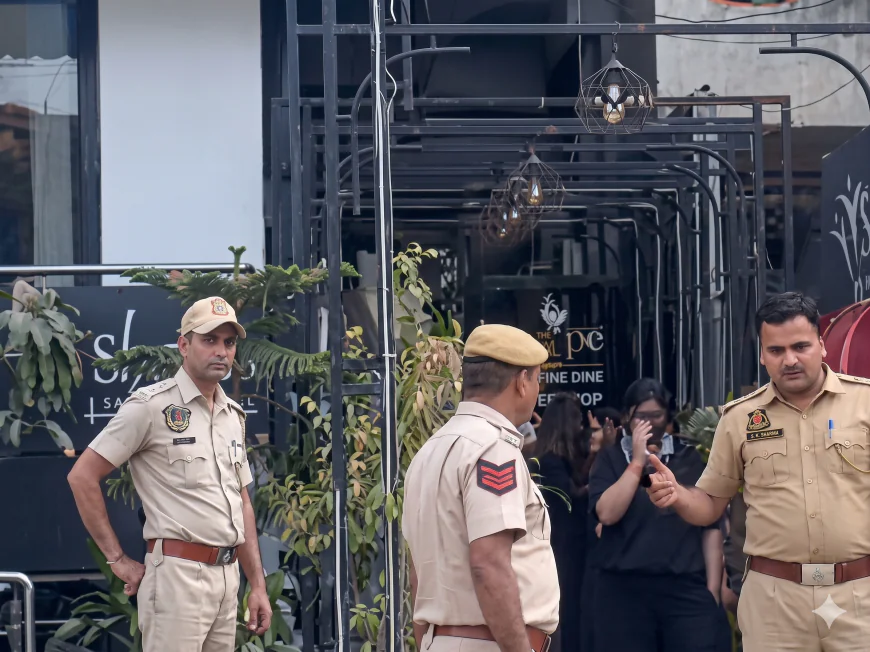 जयपुर में स्पा सेंटर्स पर पुलिस का बड़ा एक्शन: 40 युवक-युवतियां गिरफ्तार, अनैतिक गतिविधियों के आरोप में छापेमारी