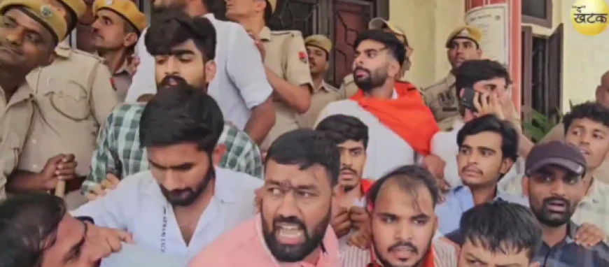 राजस्थान यूनिवर्सिटी में ABVP का जोरदार प्रदर्शन: फीस वृद्धि और छात्रसंघ चुनाव बहाली को लेकर हंगामा