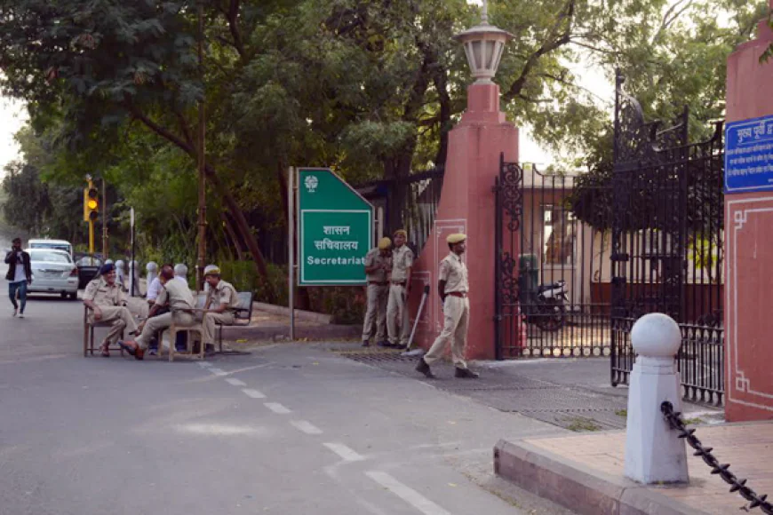जयपुर सचिवालय की सुरक्षा पर सवाल, टूटी बैरिकेडिंग बनी ‘ब्लैक स्पॉट’