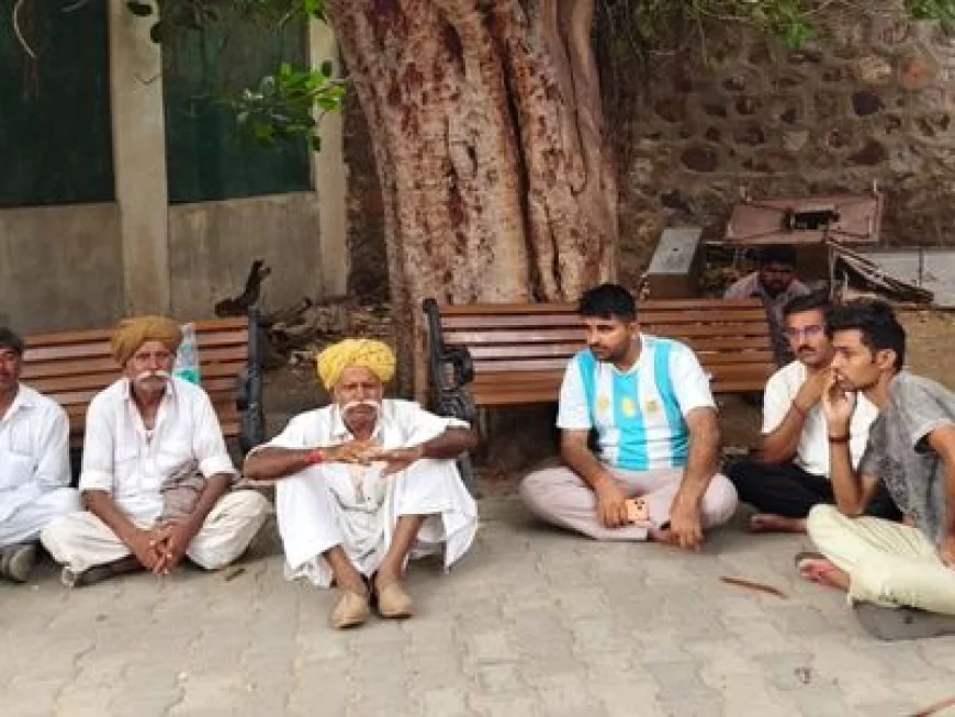 मंत्री विश्नोई बोले- लंबित मामलों का होगा समाधान, भाटी ने कहा- जनता के लिए संघर्ष जारी... 55 दिन बाद खत्म हुआ गिरल मजदूरों का धरना