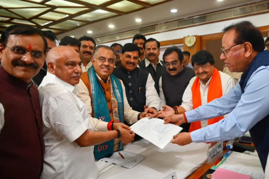 राज्यसभा चुनाव से पहले BJP का शक्ति प्रदर्शन: तरुण चुघ और रजनीश अग्रवाल ने भरा नामांकन, कांग्रेस पर साधा निशाना
